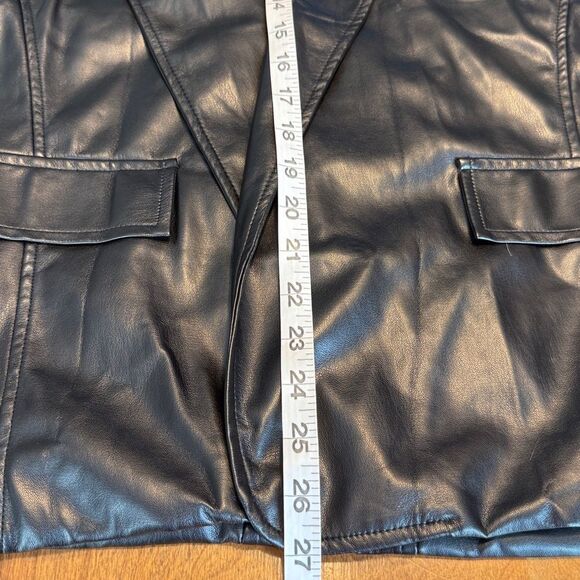 Forever 21 Black Faux Leather Women's Jacket - Picture 12 of 14